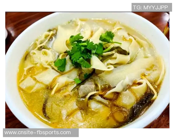 杨瀚森分享美食体验从波特兰的麻木到青岛城阳的美味烩面