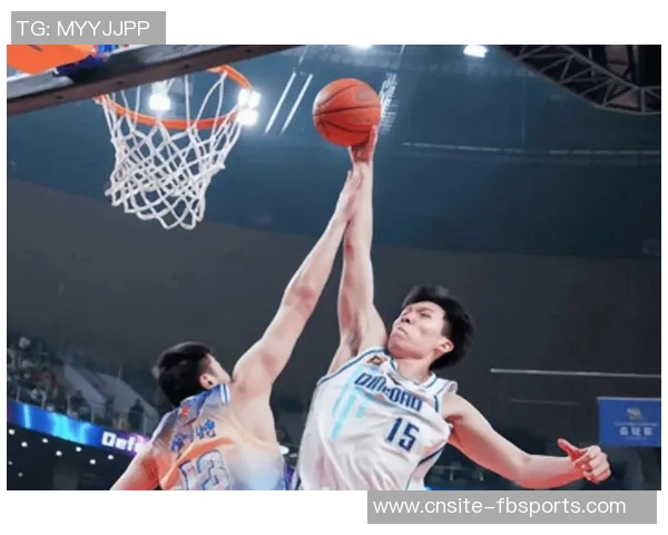 罗威与杨瀚森等中锋一致支持斯普利特担任球队主教练