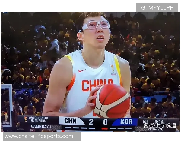 周琦回应网友质疑球队表现强调团结与共同努力的重要性